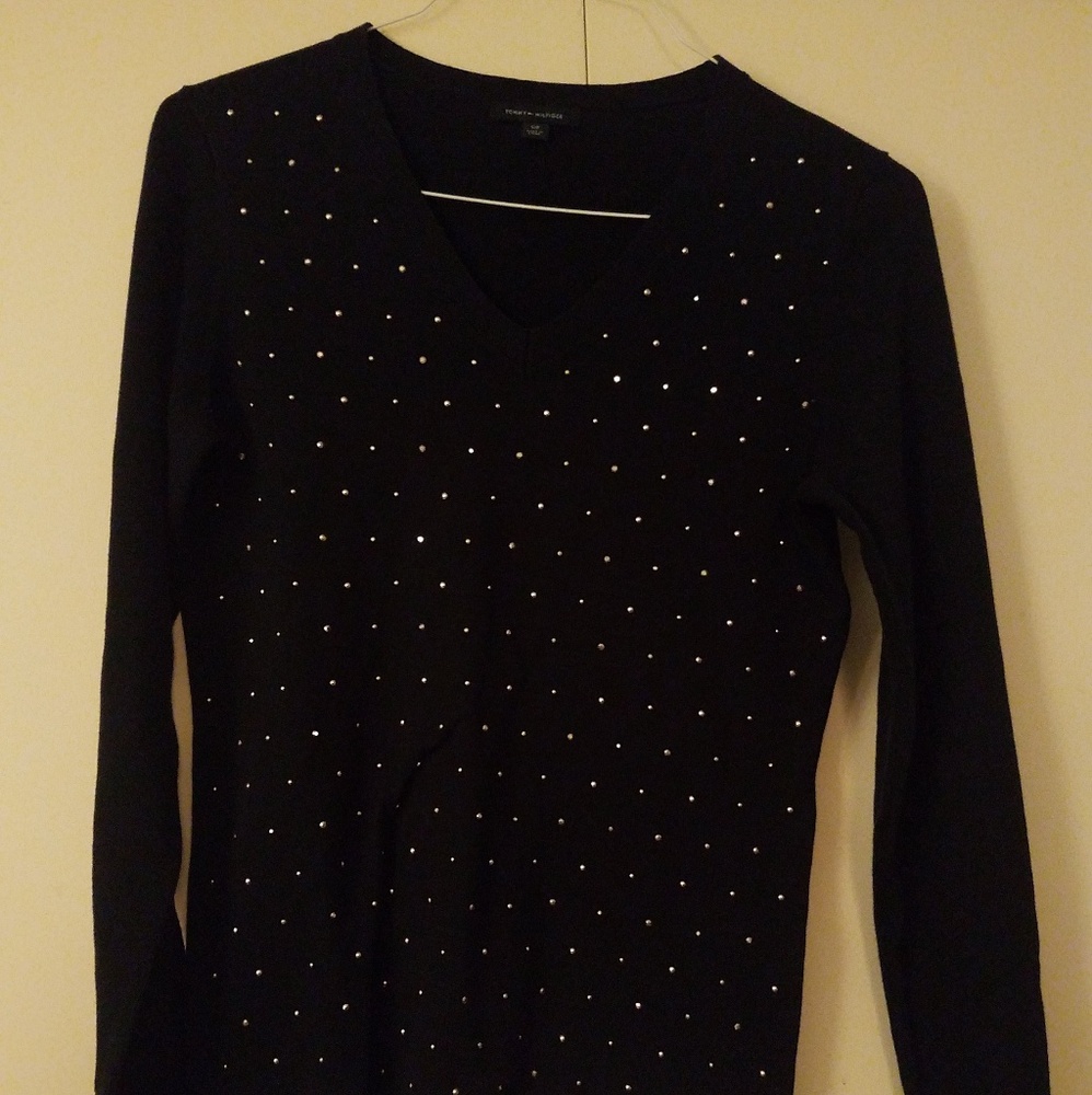 Tommy Hilfiger - blue w/ gold beads sweater